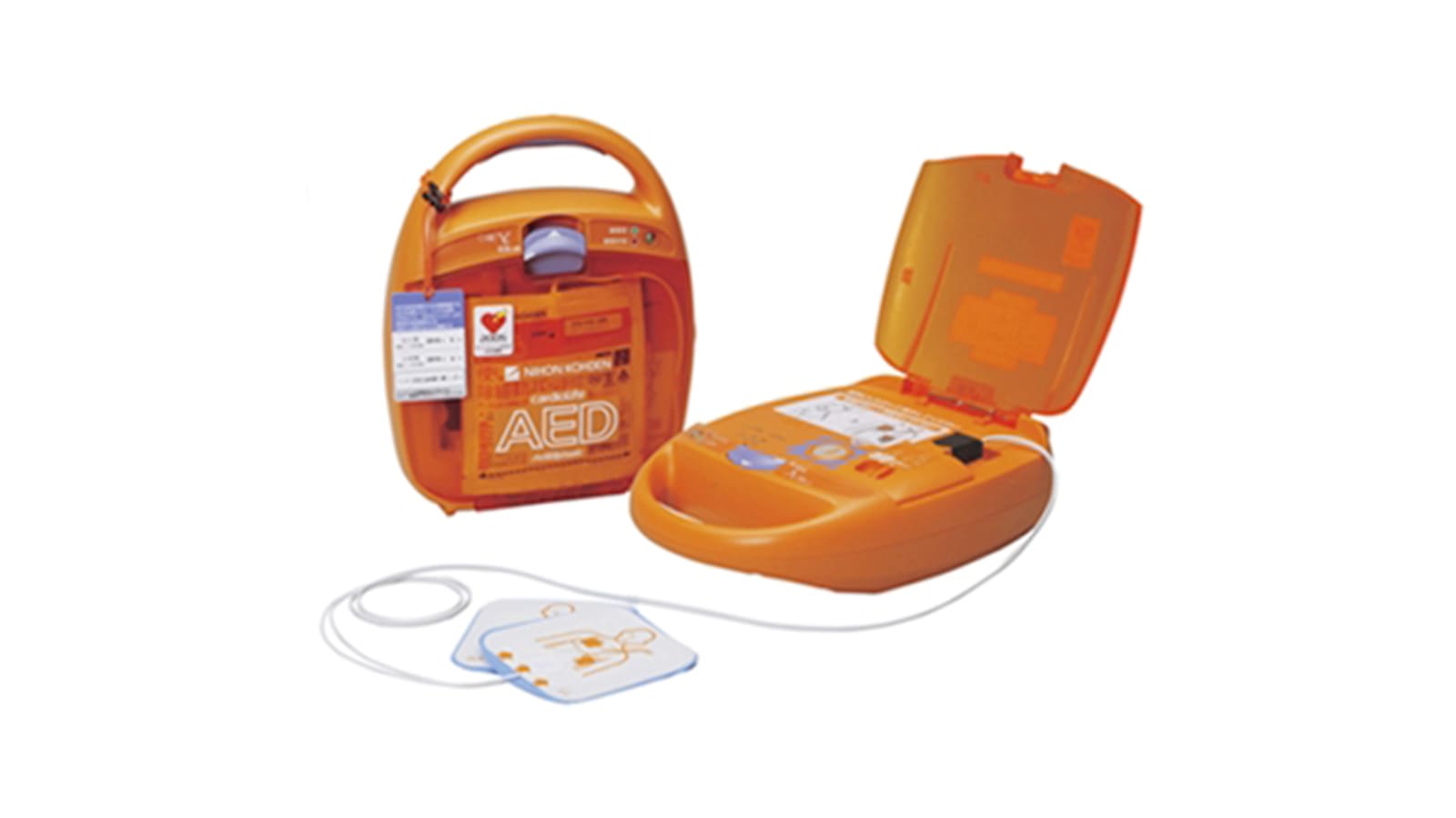 初の国産AED、AED-2100